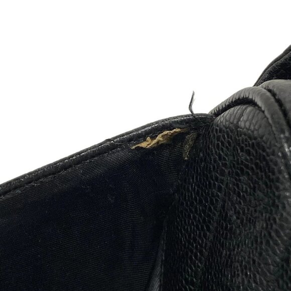 CHANEL - Black Calfskin Shoulder Bag Gold hardware - Picture 10 of 14